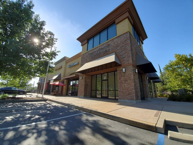 2400 S Bonnyview Rd, Redding, CA for sale - Building Photo - Image 1 of 1