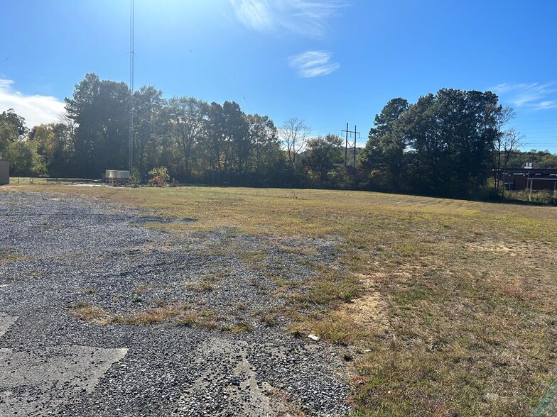 945 Riverbend Rd, Dalton, GA for sale - Aerial - Image 1 of 2