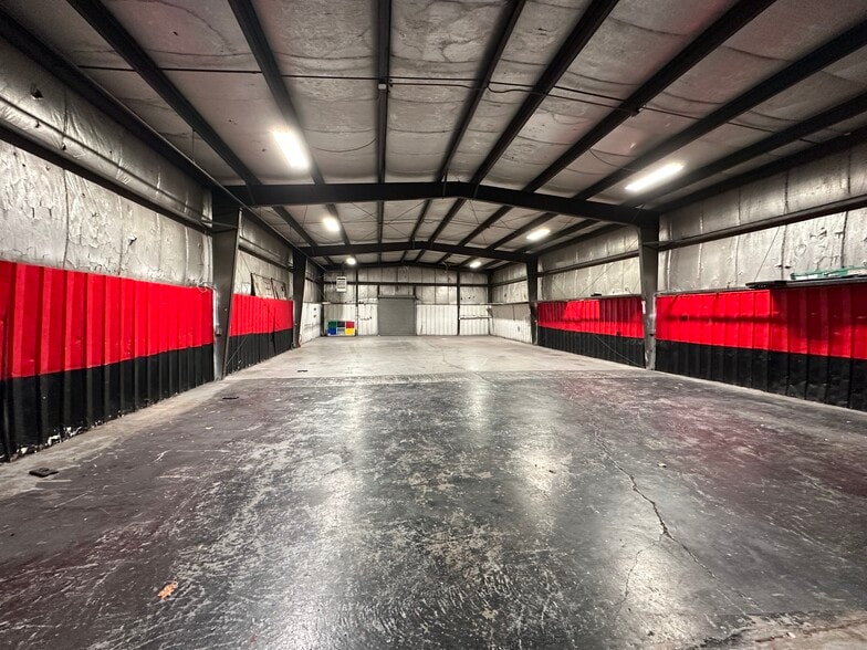 5042 Memory Hill Dr, Charleston, WV for sale - Building Photo - Image 2 of 8