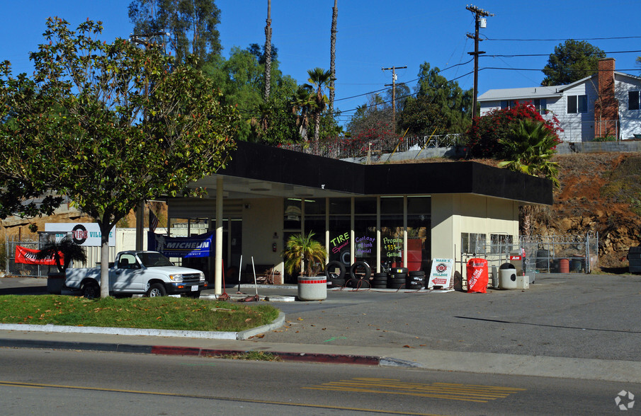 312 S Main Ave, Fallbrook, CA for sale - Primary Photo - Image 1 of 1