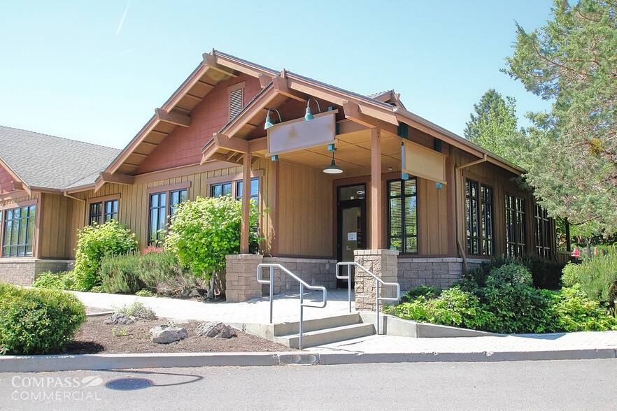 3052 NW Merchant Way, Bend, OR for sale - Building Photo - Image 1 of 1