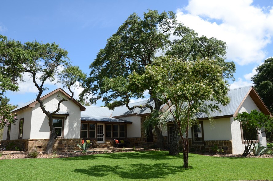 203 State Highway 46 E, Boerne, TX for sale - Building Photo - Image 1 of 1