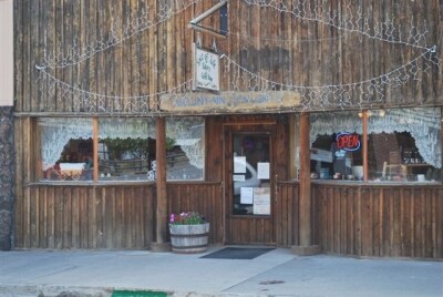 221 S Main St, Mackay, ID for sale Primary Photo- Image 1 of 1