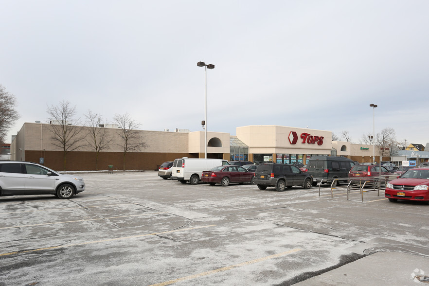 1000 Portage Rd, Niagara Falls, NY for lease - Primary Photo - Image 2 of 11