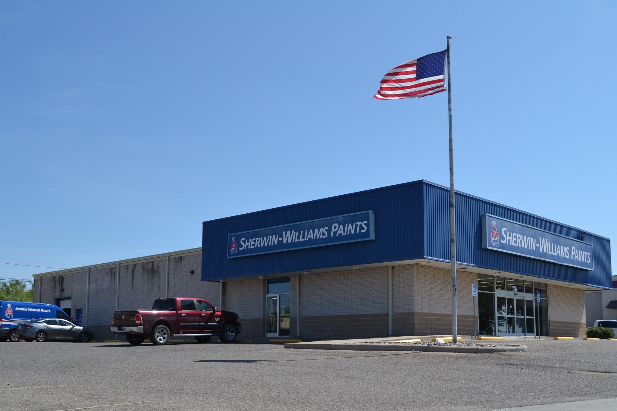 2167 E Garrison St, Eagle Pass, TX for sale Primary Photo- Image 1 of 5