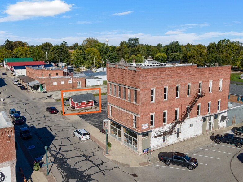 102 W Main Street, Arcadia, IN for lease - Primary Photo - Image 1 of 6