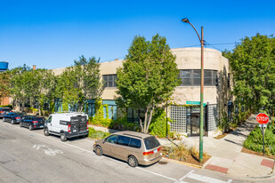 1700 W Hubbard St, Chicago IL - Parking Garage