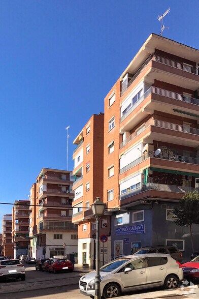 Multifamily in Alcorcón, Madrid for sale - Building Photo - Image 3 of 3