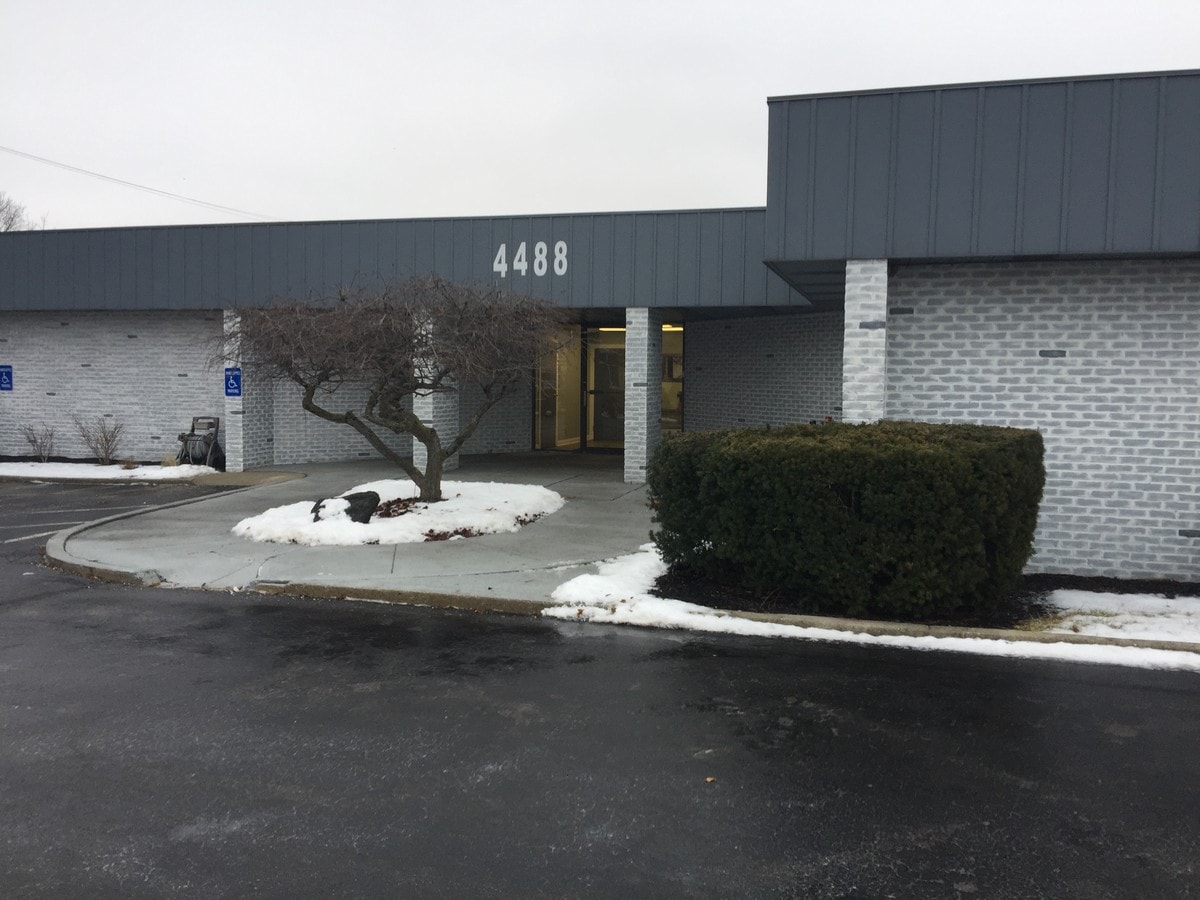 4488 W Broad St, Columbus, OH 43228