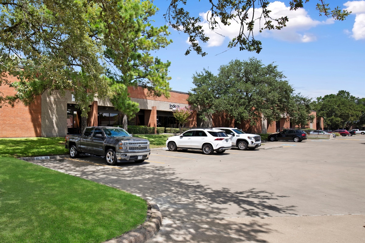 9101 Jameel Rd, Houston, TX for lease Interior Photo- Image 1 of 6