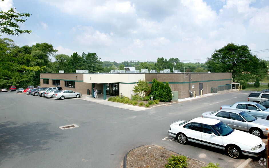 4 Northwestern Dr, Bloomfield, CT, 06002 Office/Medical Space For Lease