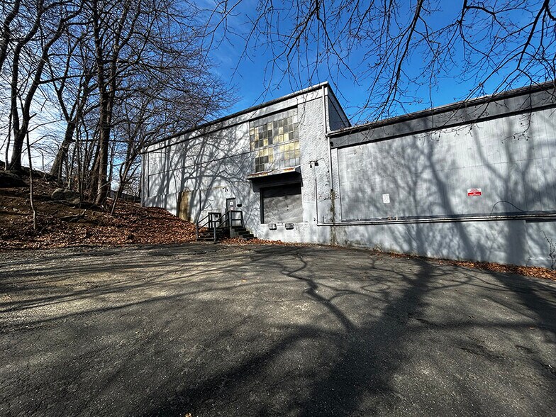 80 Riverdale Ave, Greenwich, CT for sale - Building Photo - Image 1 of 1