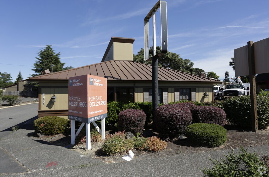 19640 Mcloughlin Blvd, Gladstone, OR for sale - Primary Photo - Image 1 of 1