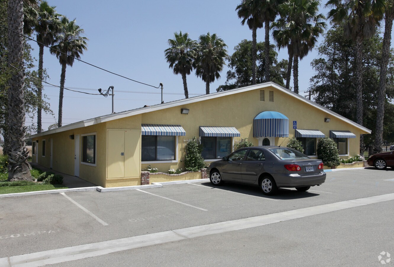 9240 Limonite Ave, Jurupa Valley, CA 92509