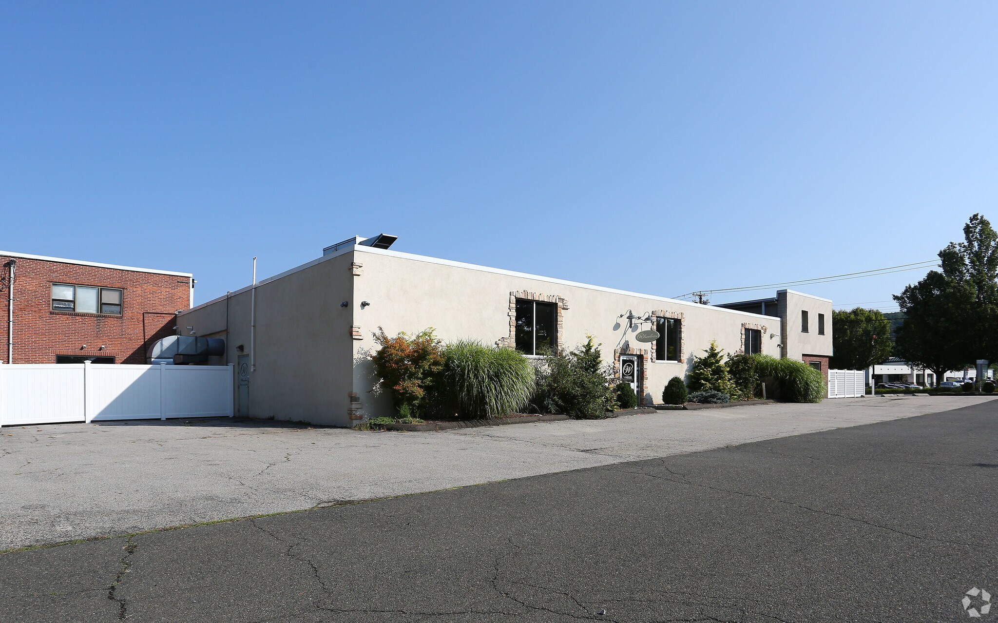 180 Amity Rd, Woodbridge, CT 06525 Industrial for Lease