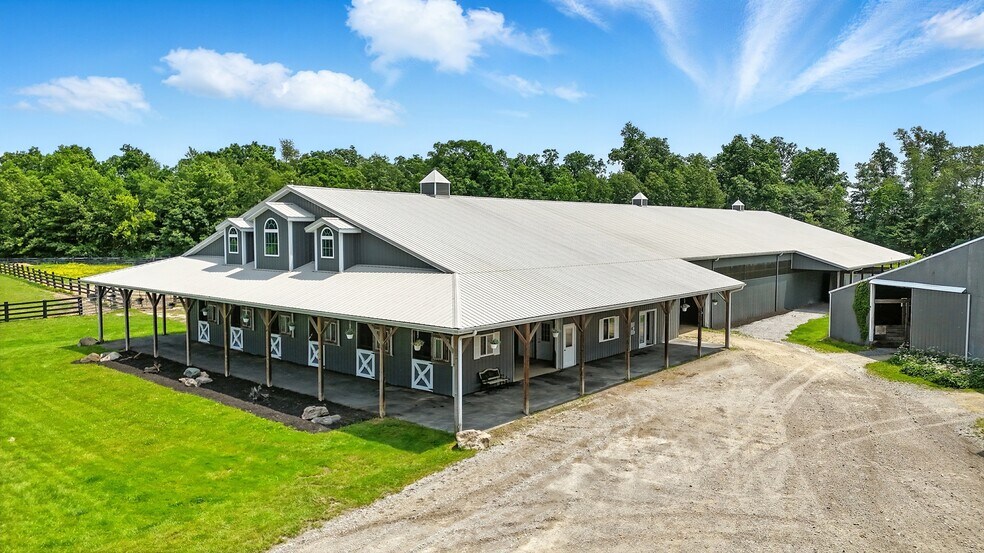 14743 Leesburg Rd, Fort Wayne, IN for sale - Building Photo - Image 3 of 9