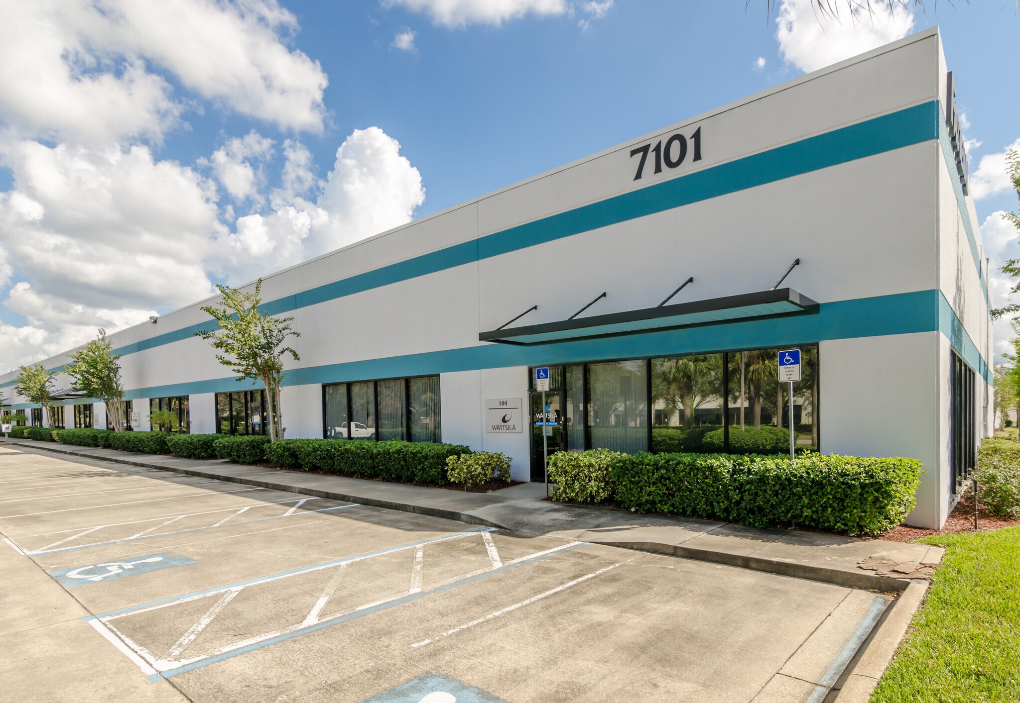 7101 Presidents Dr, Orlando, FL for lease Interior Photo- Image 1 of 4