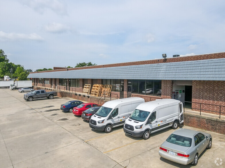 801 Atando Ave, Charlotte, NC for sale - Building Photo - Image 1 of 1