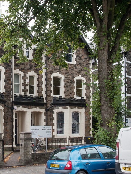 39 The Parade, Cardiff for lease - Building Photo - Image 2 of 3