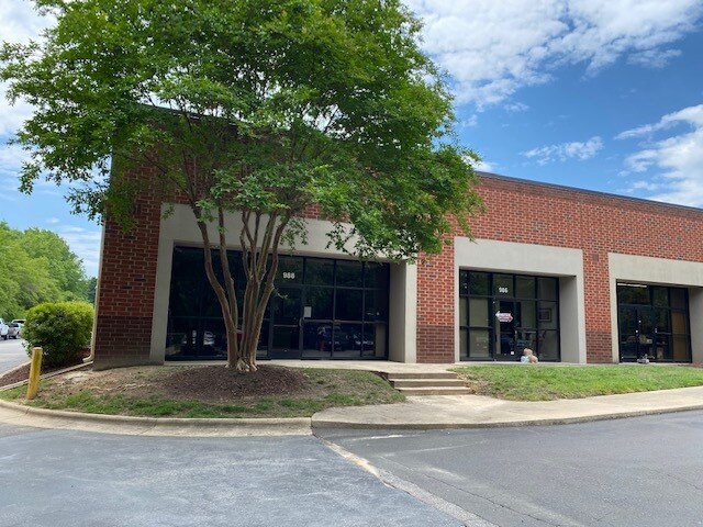 960-988 Trinity Rd, Raleigh, NC for sale Building Photo- Image 1 of 1