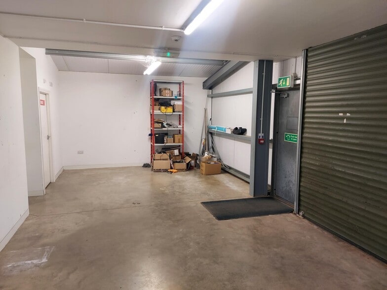 Wadhurst Rd, Mark Cross for lease - Building Photo - Image 1 of 39