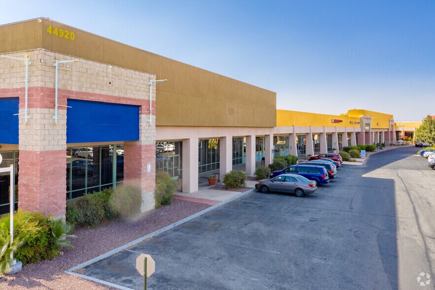 44840 Valley Central Way, Lancaster, CA 93536