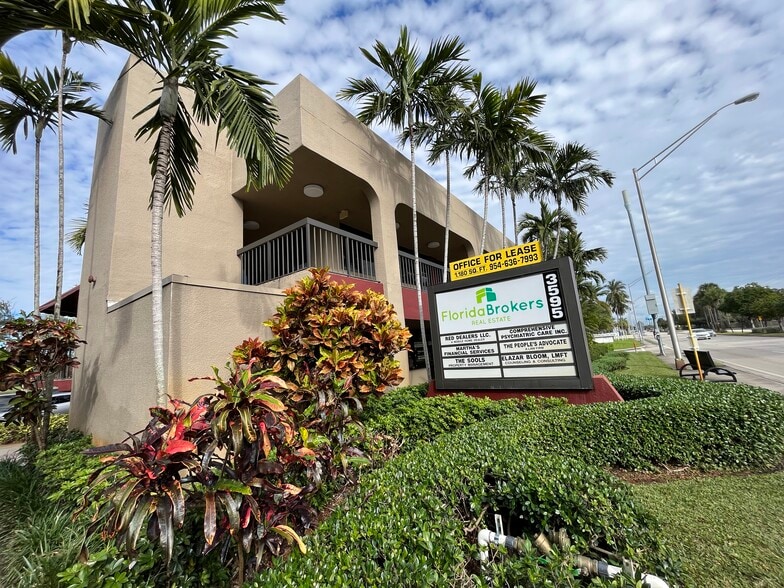 3595 Sheridan St, Hollywood, FL for lease - Building Photo - Image 1 of 19