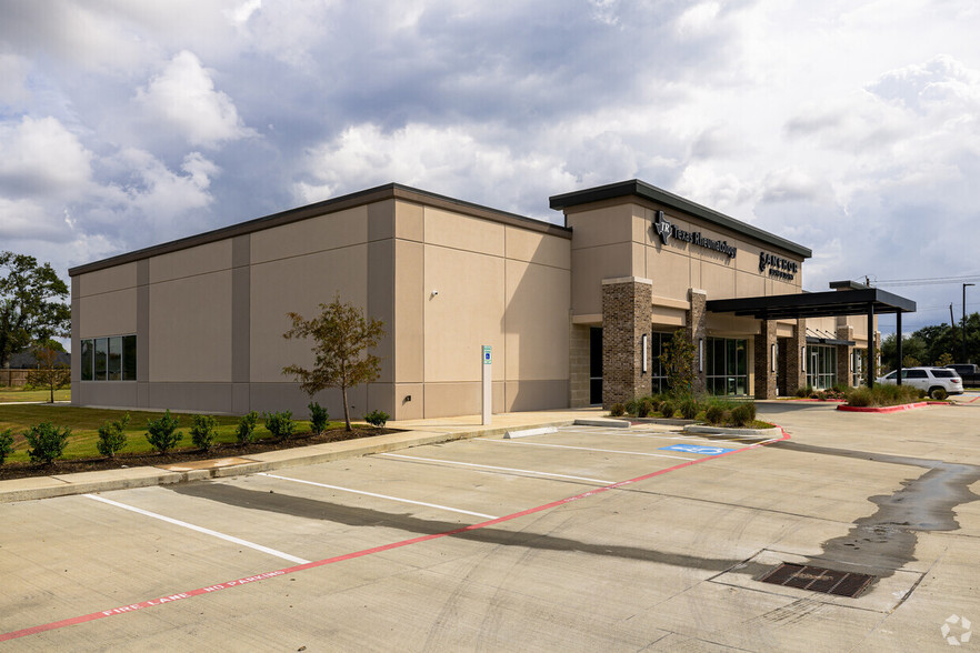 4421 Crenshaw Rd, Pasadena, TX for lease - Building Photo - Image 2 of 4