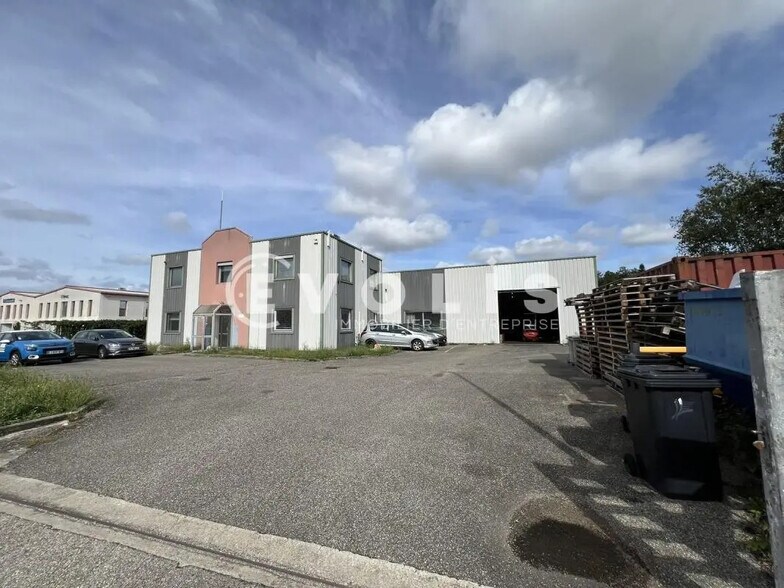 177 Rue De La Traille, Miribel for sale - Building Photo - Image 2 of 16