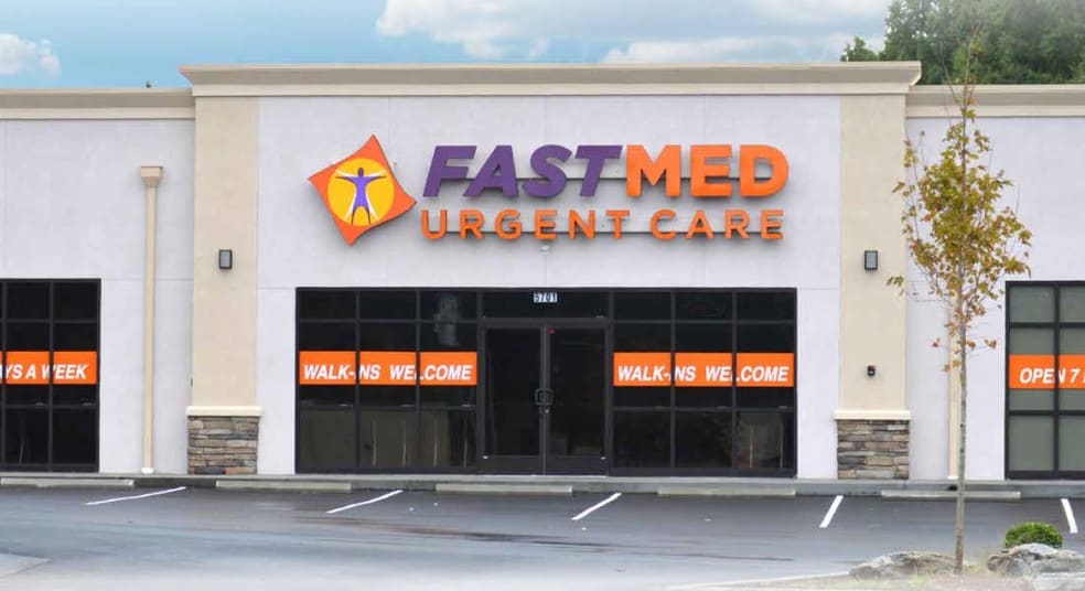 5701 University Pky, Winston-Salem, NC for lease - Building Photo - Image 2 of 3