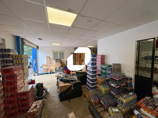 Vente Local d'activités 150 m²