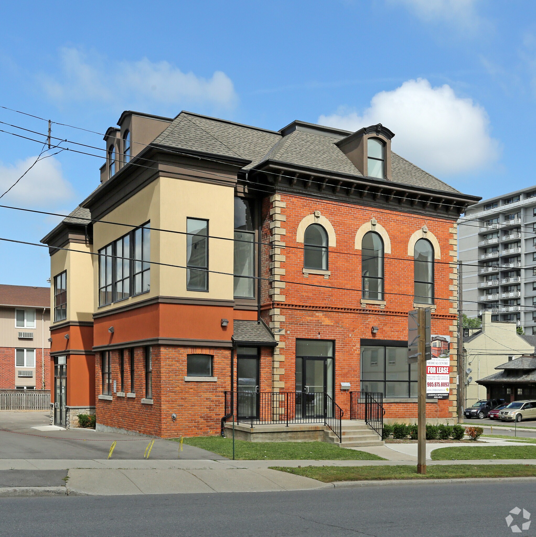 232 James St S, Hamilton, ON for sale Primary Photo- Image 1 of 1
