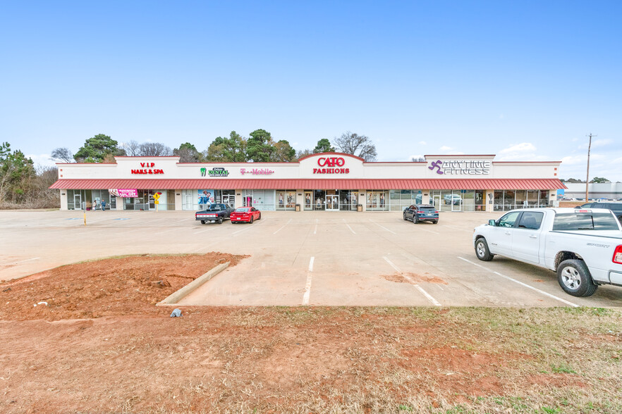 1101 Stone St, Kilgore, TX for lease - Building Photo - Image 1 of 12