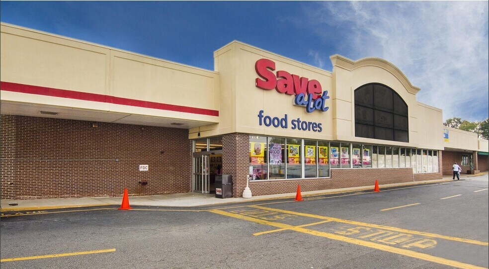 302 Pearman Dairy Rd, Anderson, SC for sale - Primary Photo - Image 1 of 1