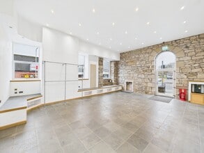 7 Fowlds St, Kilmarnock for lease Interior Photo- Image 2 of 5