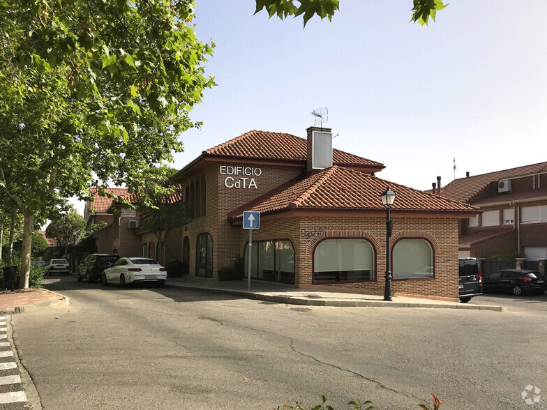 Retail in Daganzo de Arriba, MAD for lease - Primary Photo - Image 1 of 1