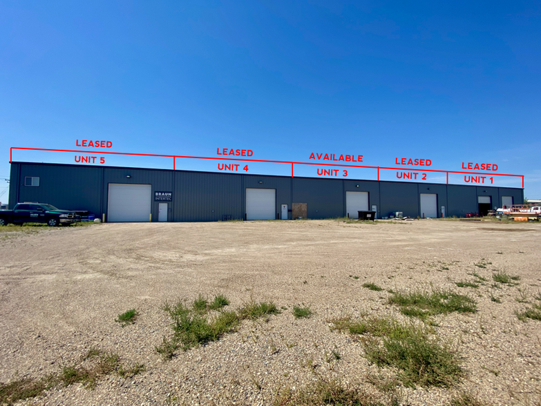 5806 Baldwin Ln, Williston, ND for sale - Building Photo - Image 1 of 21