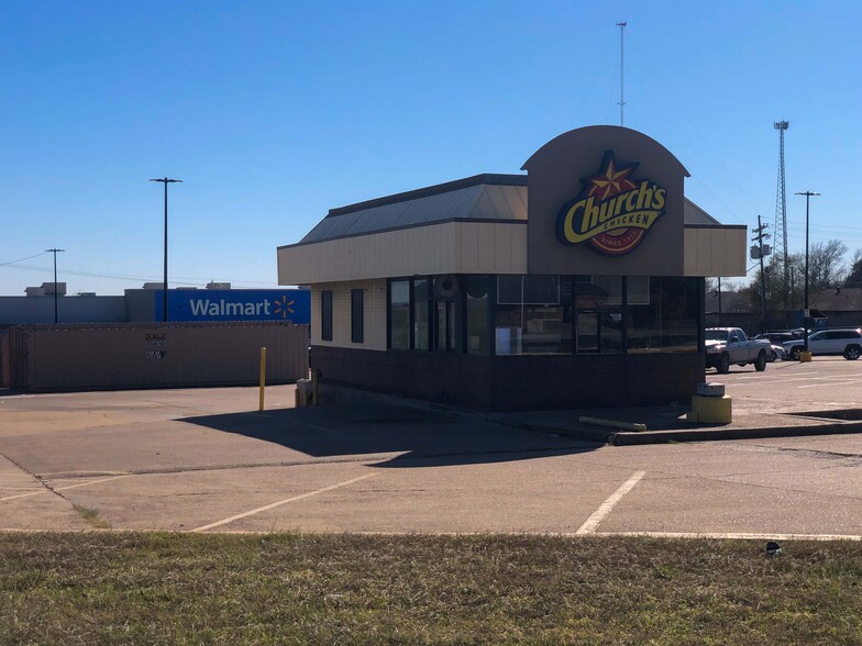 1720 E Washington Ave, Navasota, TX for lease - Building Photo - Image 3 of 3