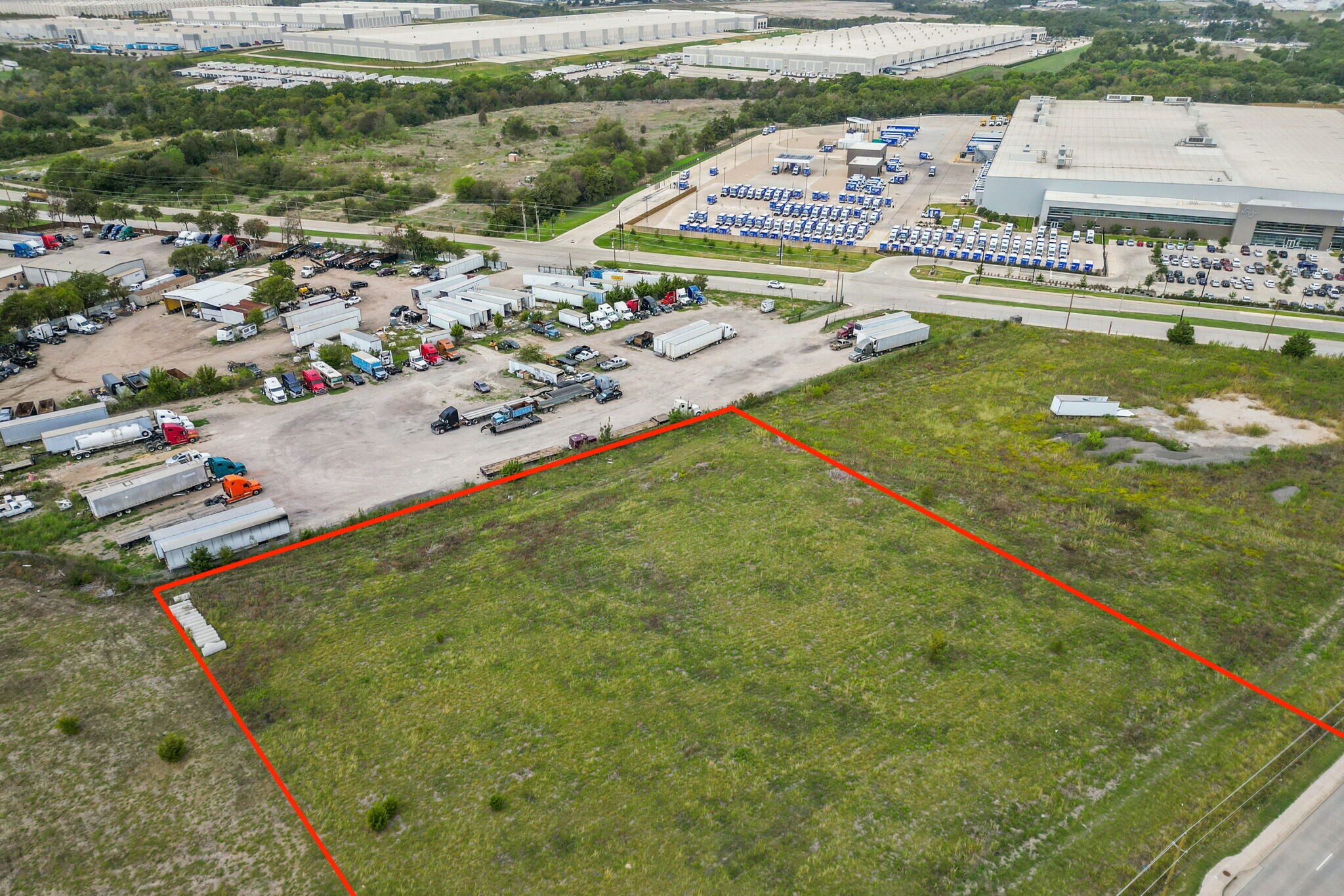 9300 Bonnie View Rd, Dallas, TX for sale Building Photo- Image 1 of 1