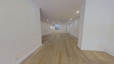 152 Ninth Ave, New York, NY for lease Interior Photo- Image 1 of 4