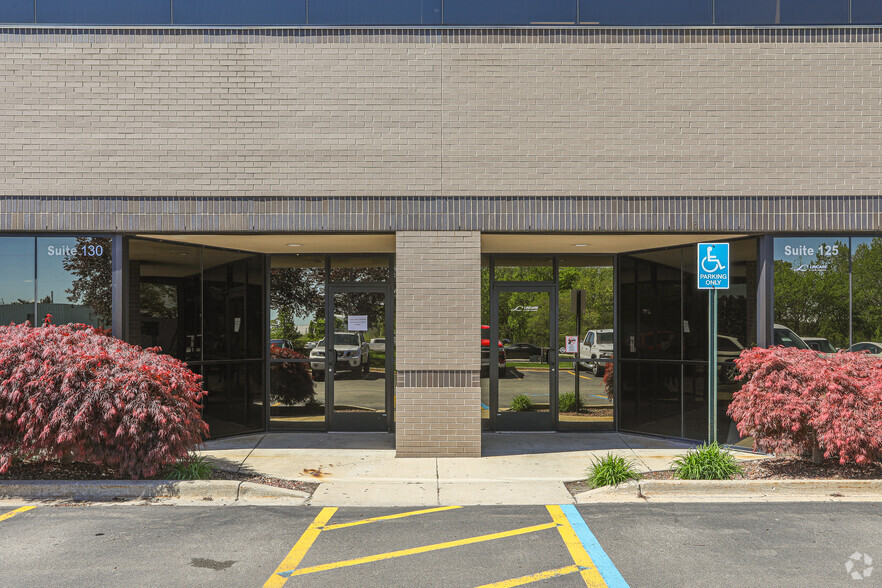 4665 Broadmoor Ave SE, Grand Rapids, MI for lease - Building Photo - Image 3 of 5