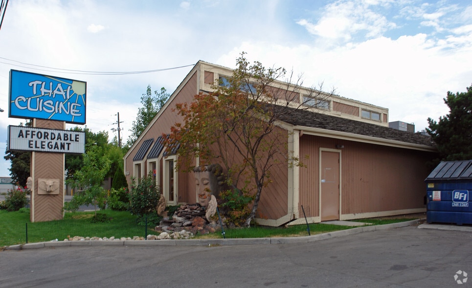 6777 W Overland Rd, Boise, ID 83709