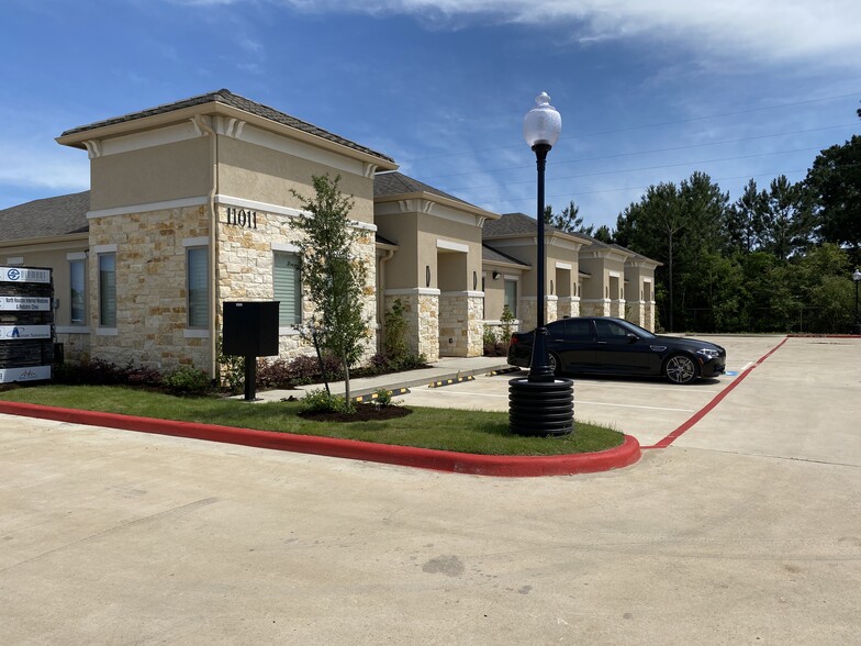 11027 Northpointe Blvd, Tomball, TX for sale - Building Photo - Image 1 of 1