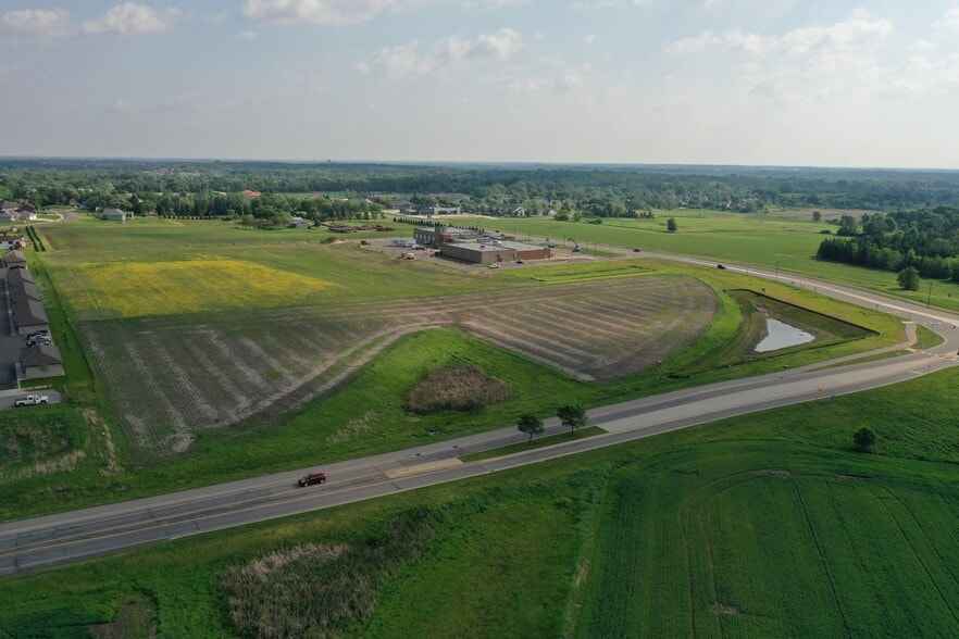 1226 3rd St S, Sartell, MN for lease - Building Photo - Image 2 of 7