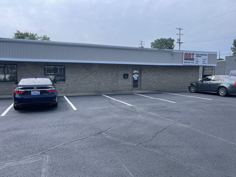 3060 Madison Ave SE, Grand Rapids, MI for lease - Building Photo - Image 1 of 35