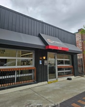 127-129 SE 3rd St, Lees Summit, MO for lease Building Photo- Image 2 of 7