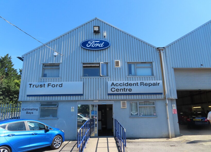 Petherbridge Way, Bristol for sale - Primary Photo - Image 1 of 1