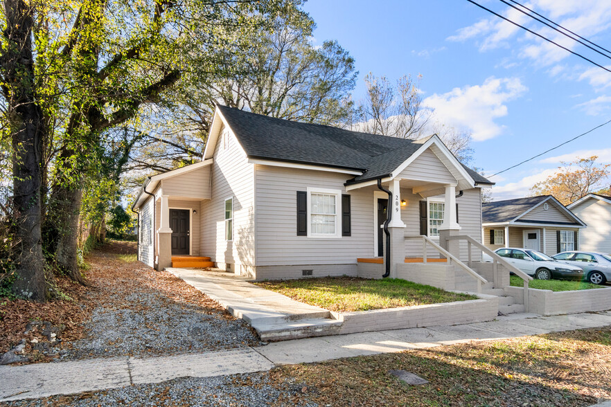 209 Pryor St, Gastonia, NC for sale - Primary Photo - Image 2 of 28