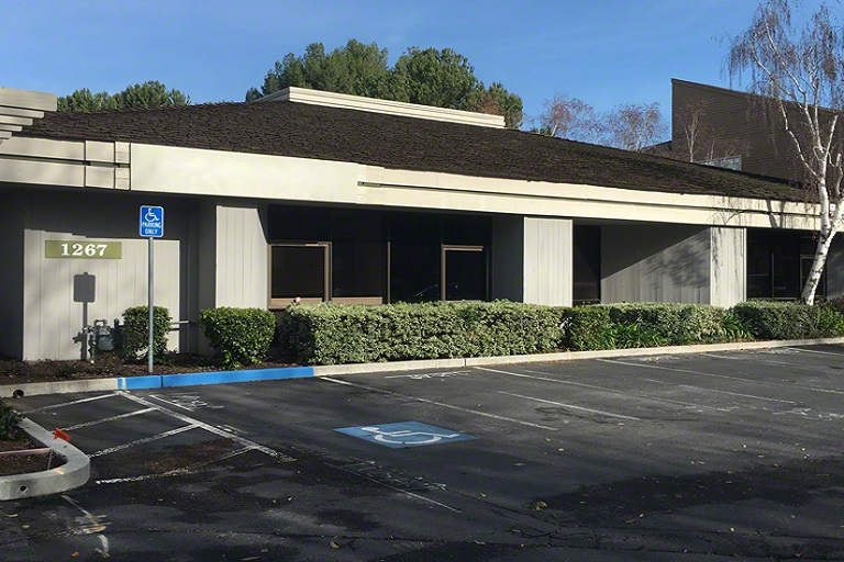 1265 Oakmead Pky, Sunnyvale, CA for lease - Building Photo - Image 3 of 5