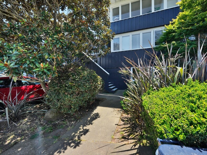 311-321 Valley St, Sausalito, CA for sale - Building Photo - Image 3 of 15